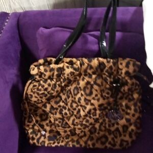 Authentic Michael kors bag. Cheetah. Nwot!